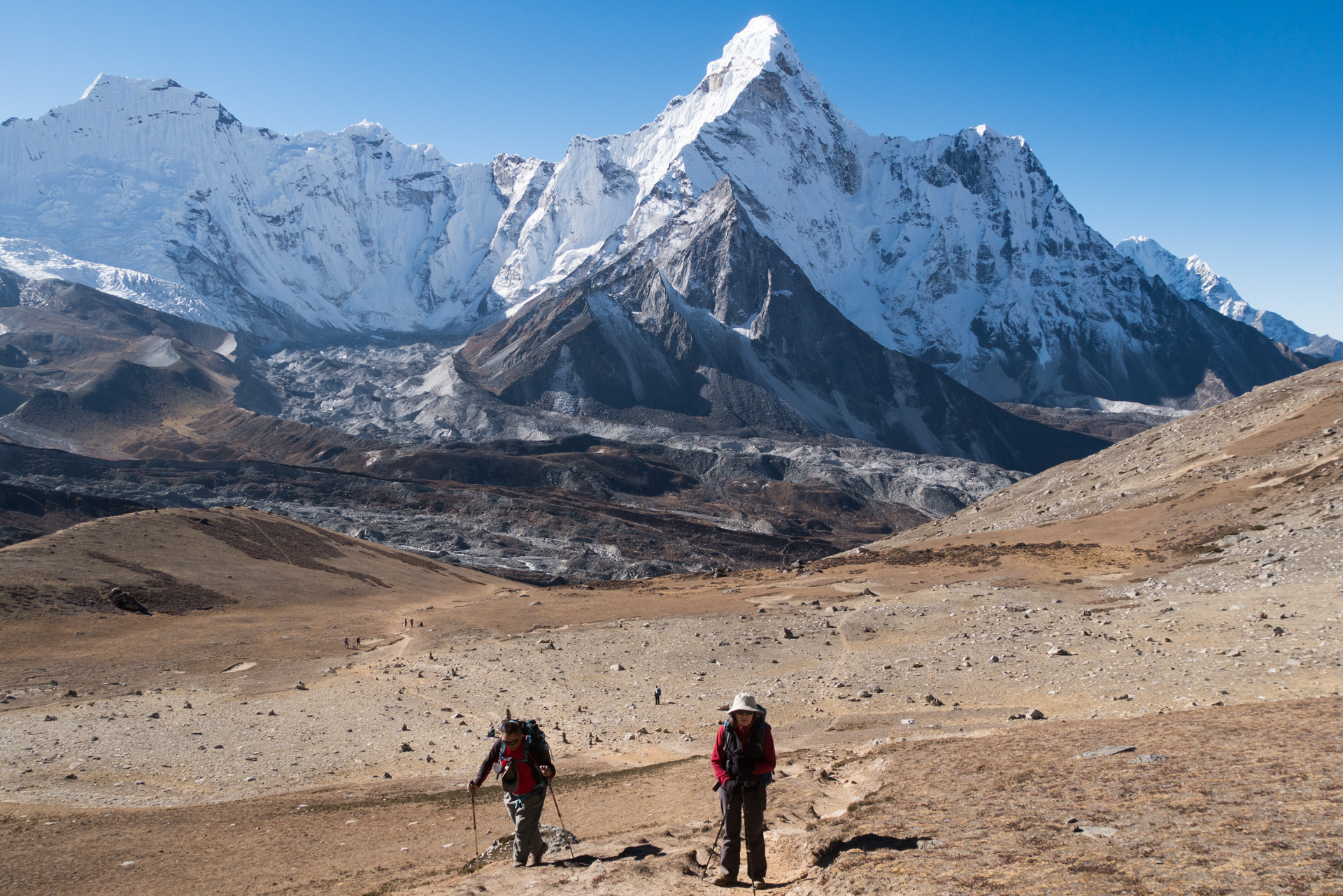 La moraine et l'Ama Dablam - Le Chhukung Ri