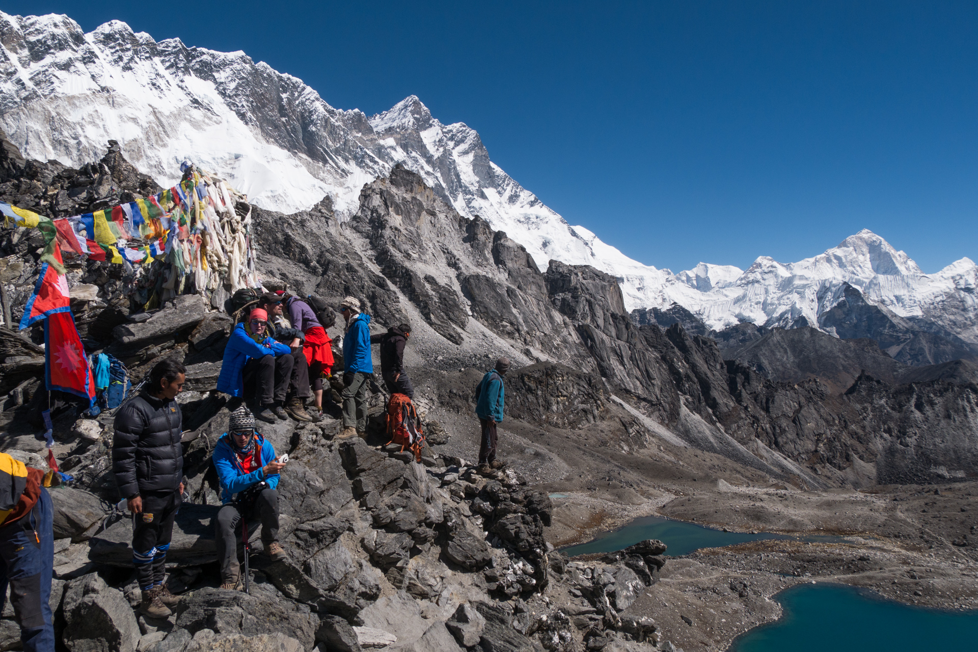 Le col (vue sur le Lhotse, le Makalu) - Le Kongma la