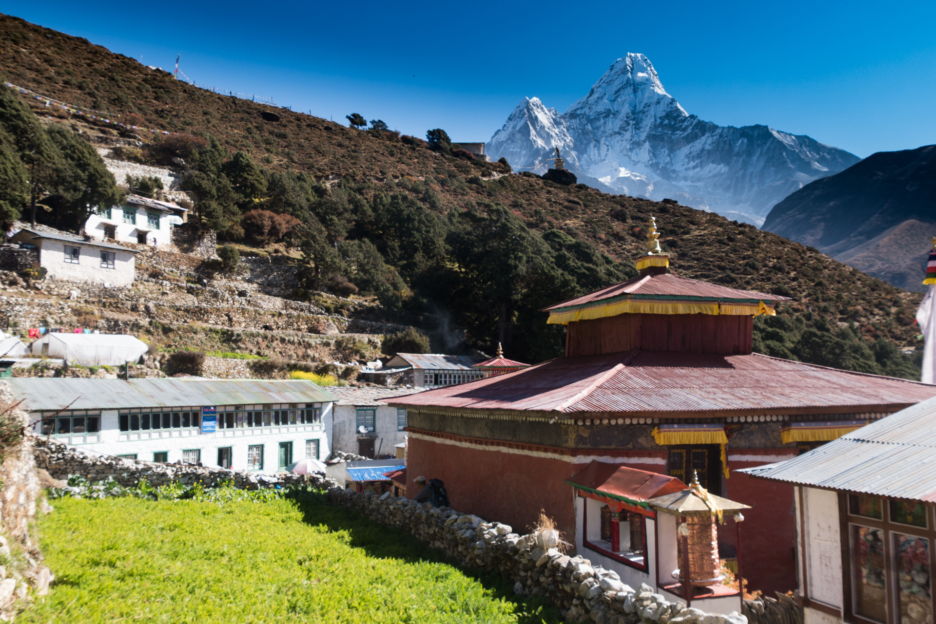 Le monastère de Pangboche - De Tengboche à Dingboche