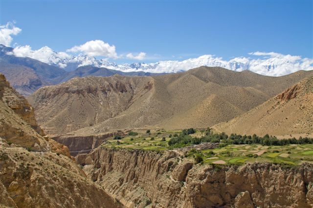 Gyakar et la chaine himalayenne