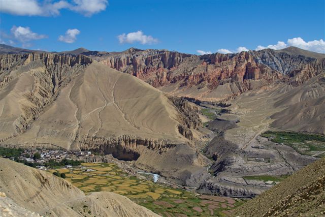 Un aperçu de la vallée de Ghemi