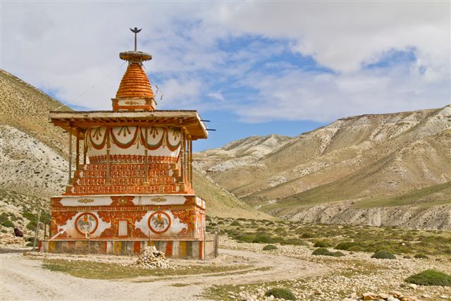 Chorten sur le chemin