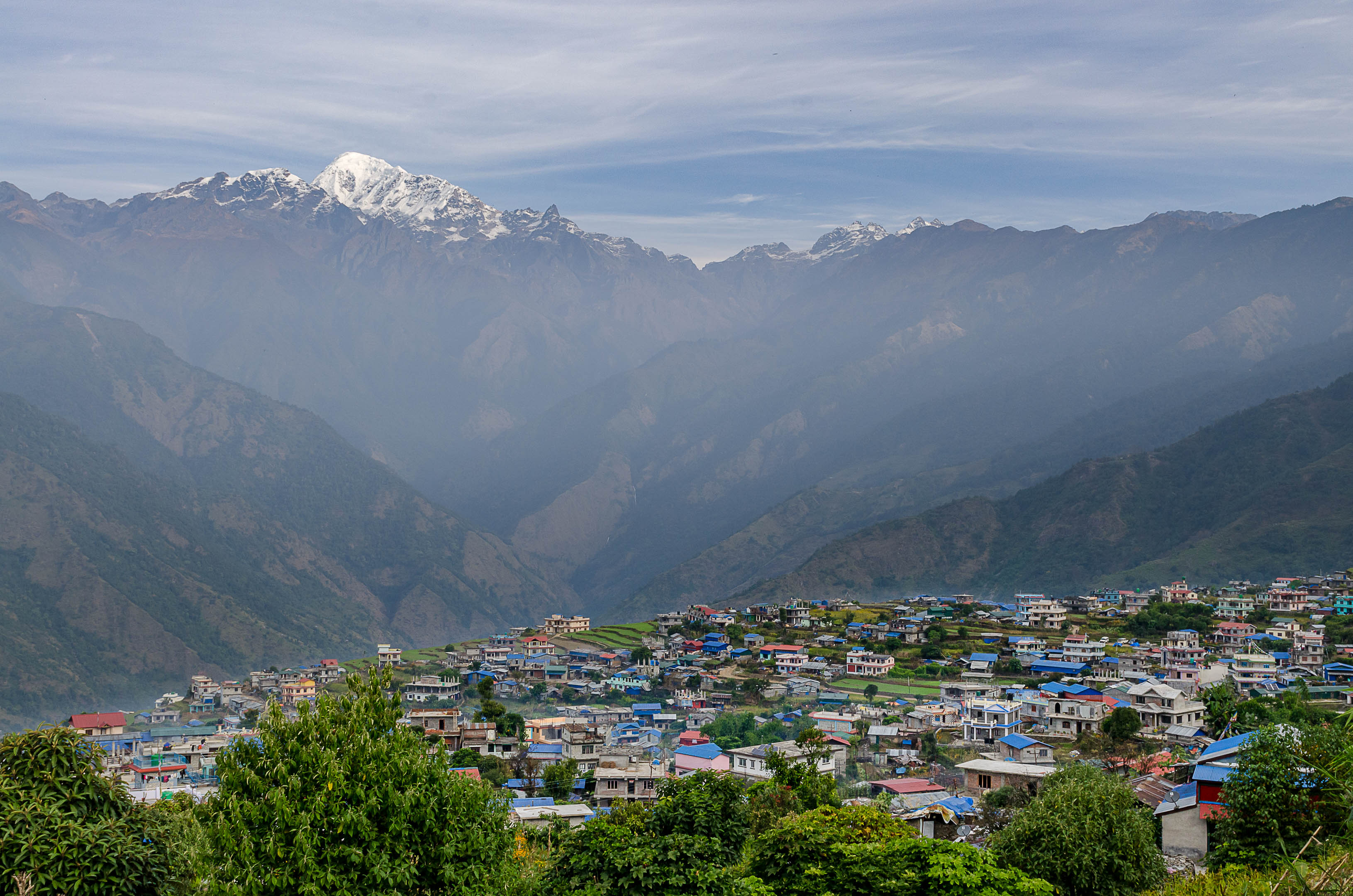Barpak (2000m) et le Baudha Himal (6670m) - En route pour la vallée de Tsum