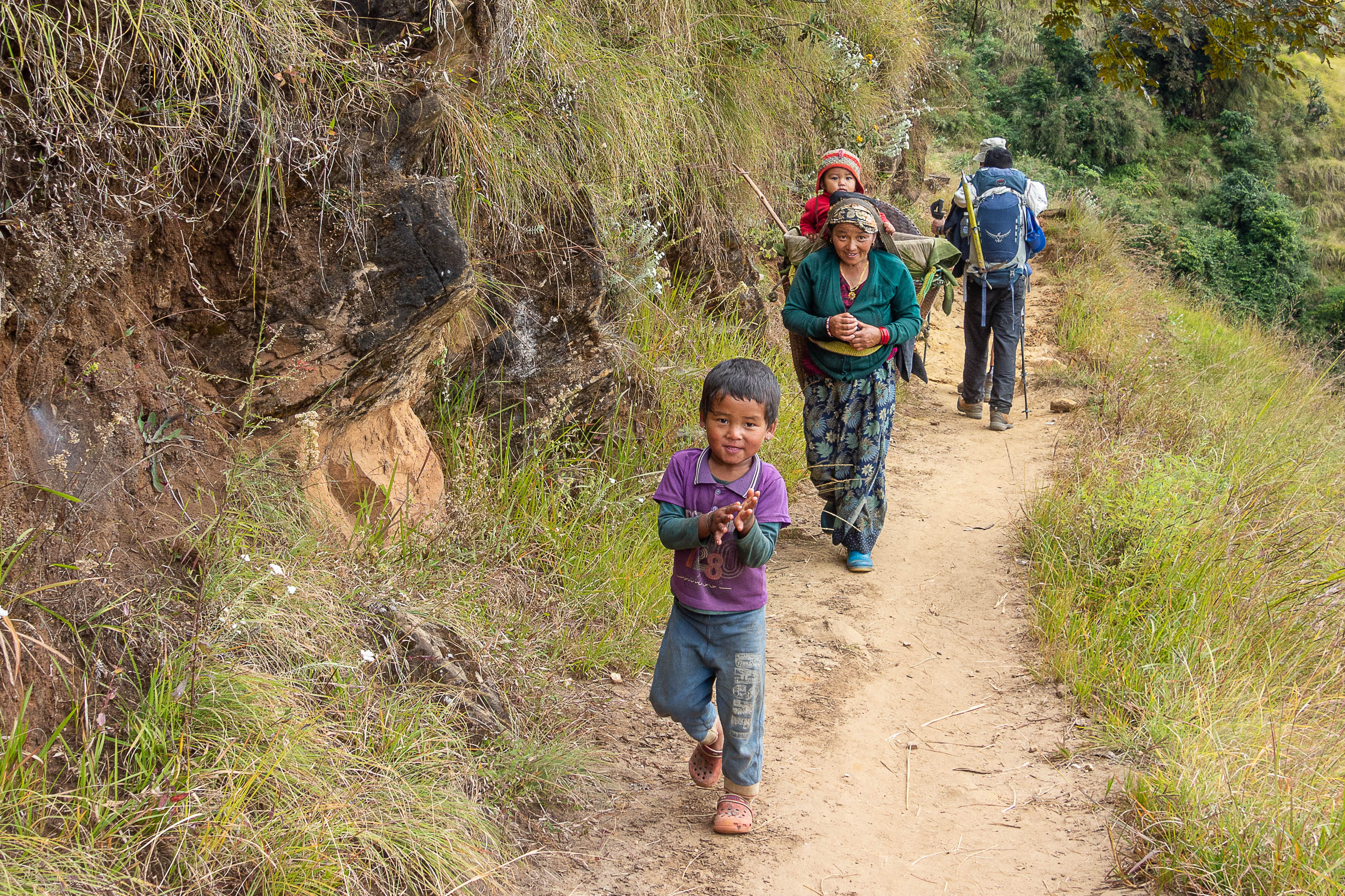De Barpak à Khorlabesi en passant par Laprak