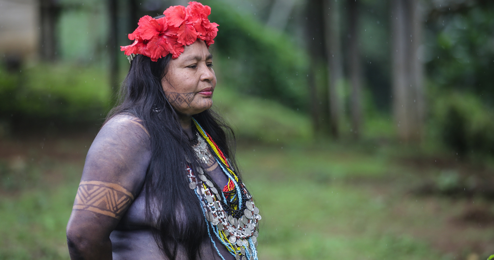 La femme du chef du village