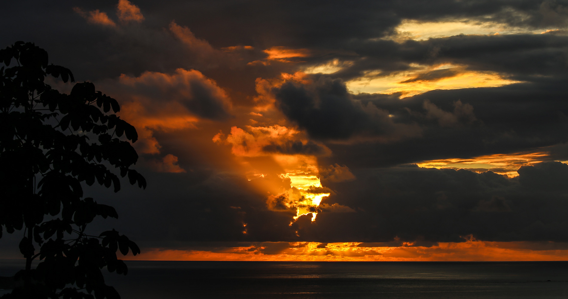 Coucher de soleil sur le Pacifique