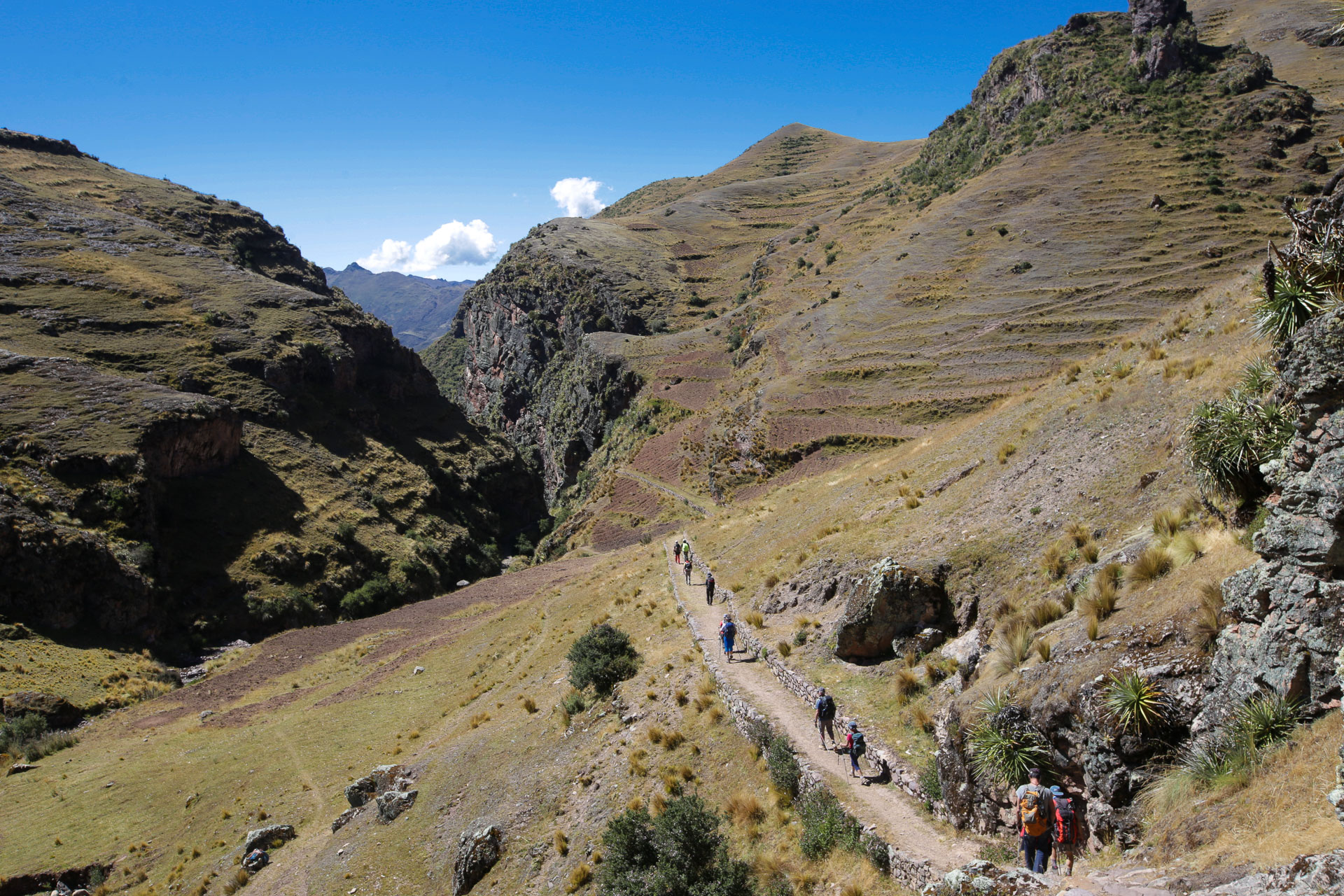 Sentier Inca menant à la Gorge de Leonpunku - De Patatamba à Lamay