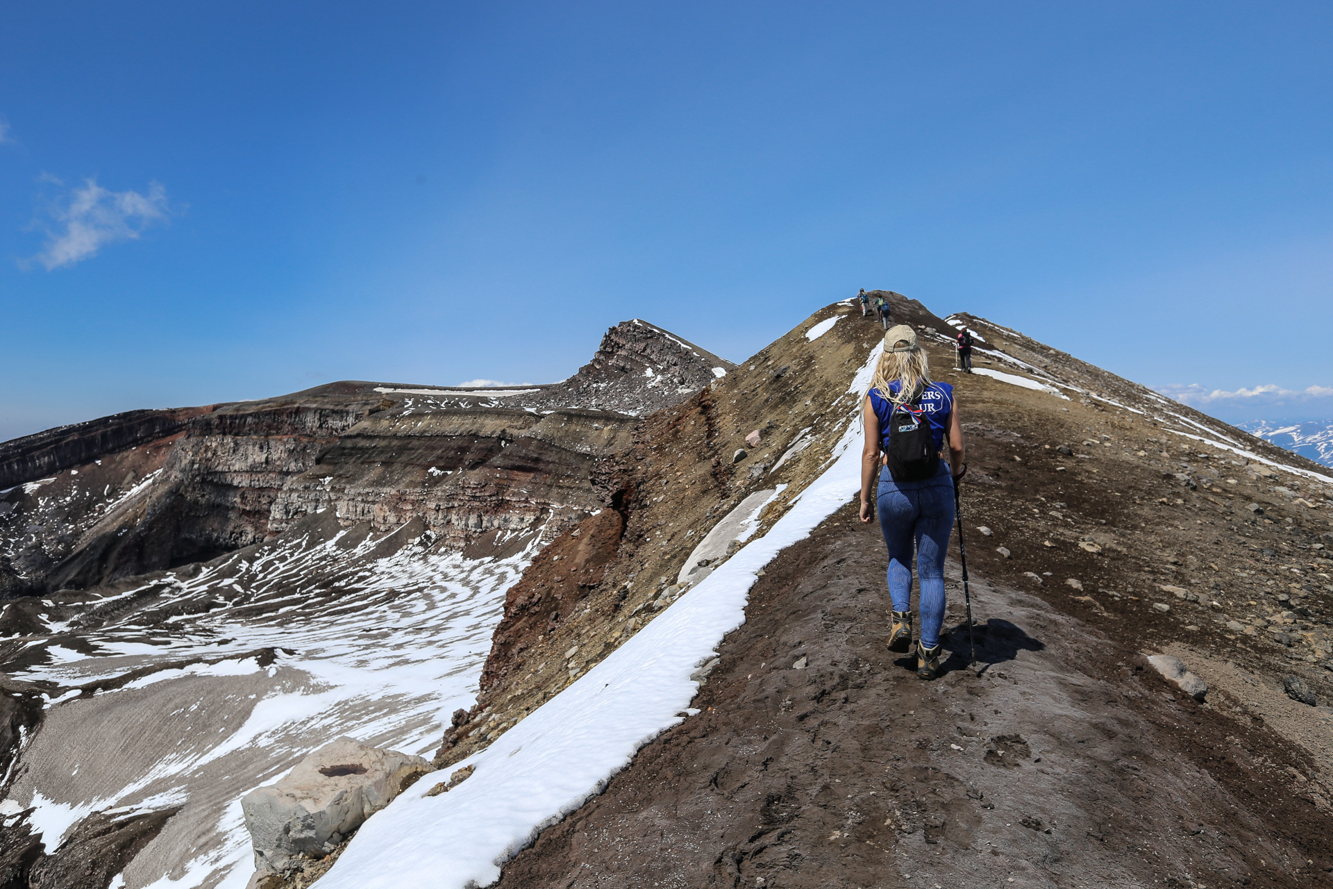 la crête menant au sommet Gorelaya Sopka