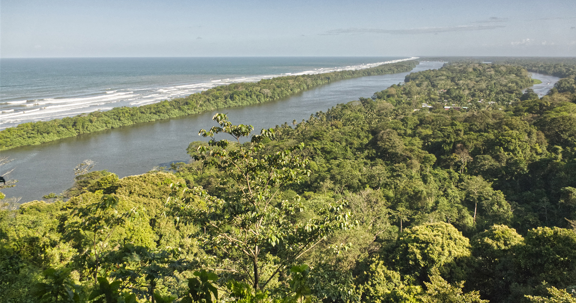 Panorama depuis le Cerro de Tortuguero