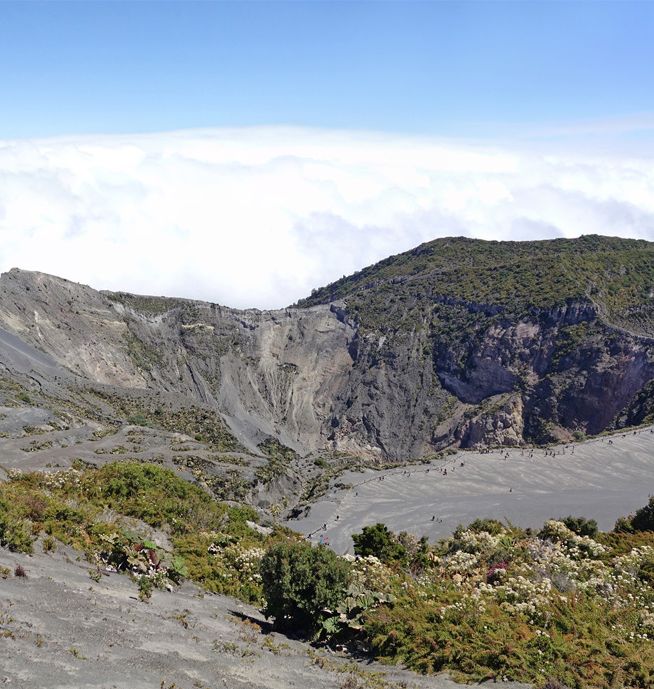 Depuis le belvédère le site du volcan Irazu