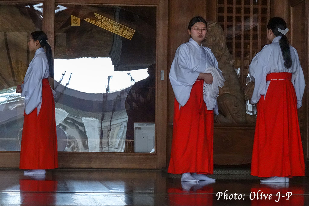 Prêtresses shintoïstes - Izumo Taisha