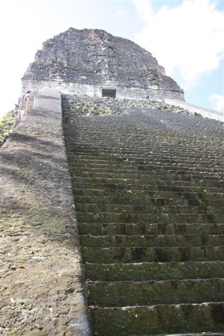 Du rio de la Passion à Tikal