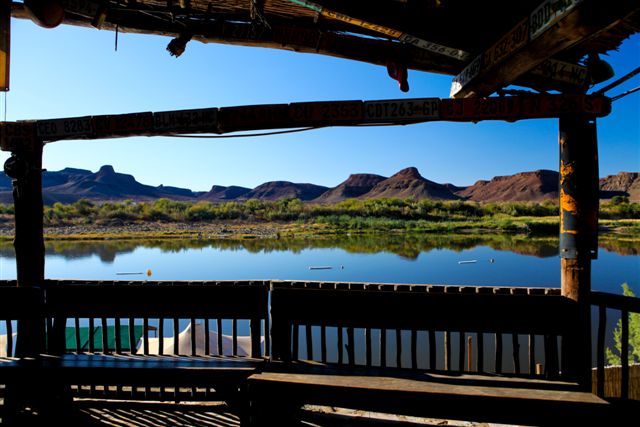 Le bar du camp ... avec vue !