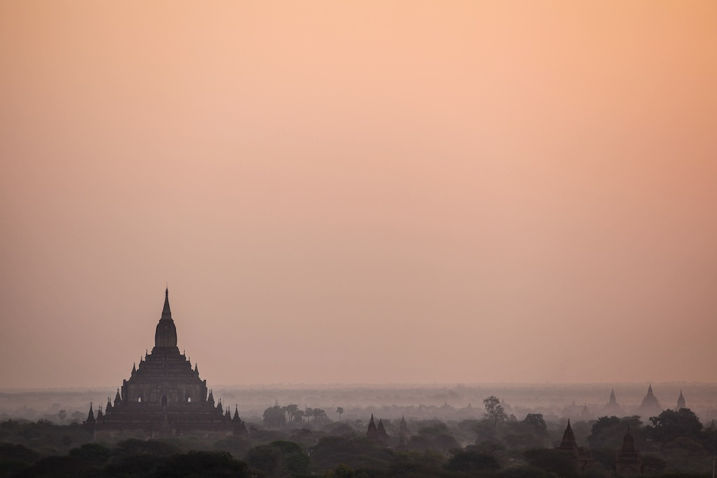 Depuis les terrasses de Shwe San Daw