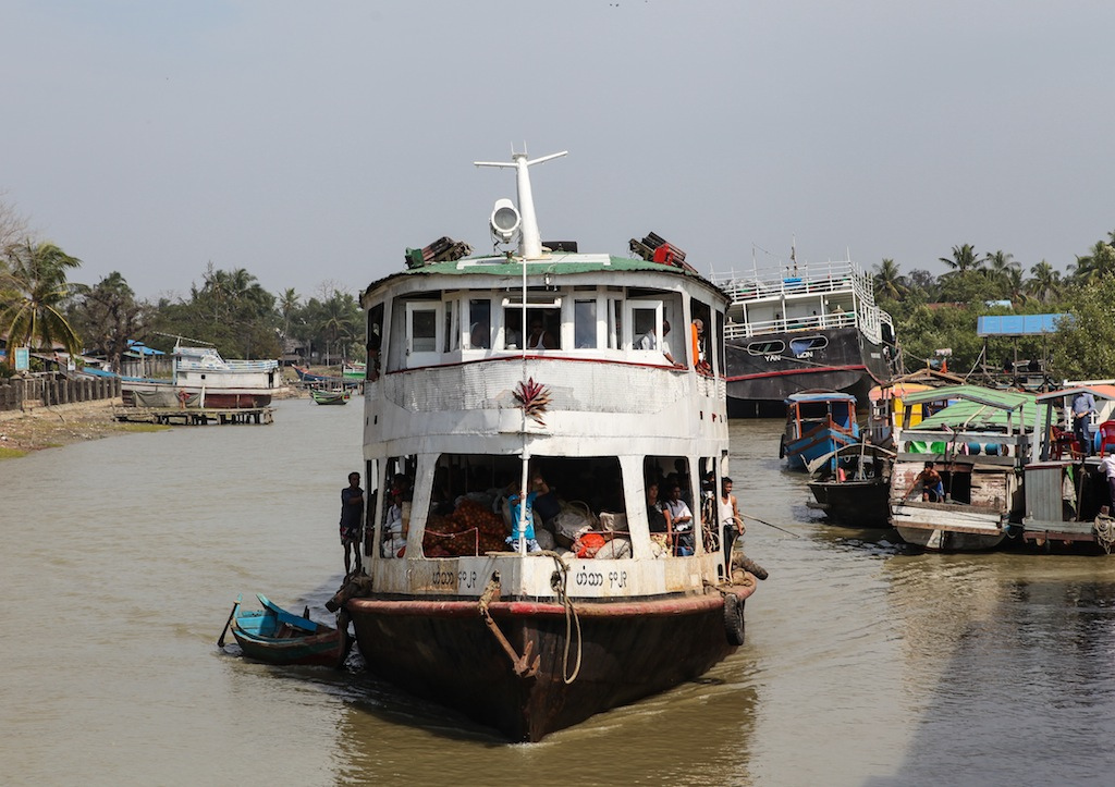 Dans le port de Sittwe