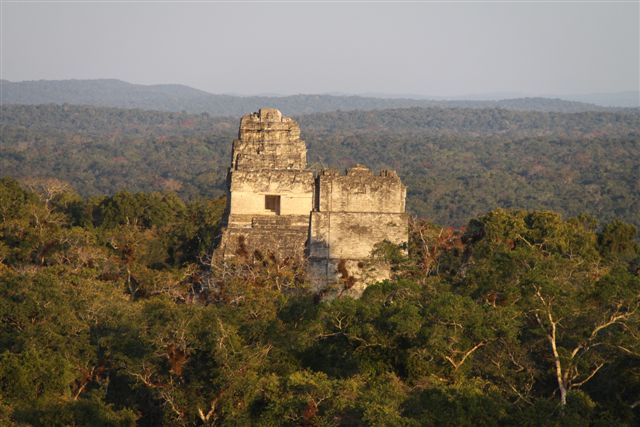 Du rio de la Passion à Tikal