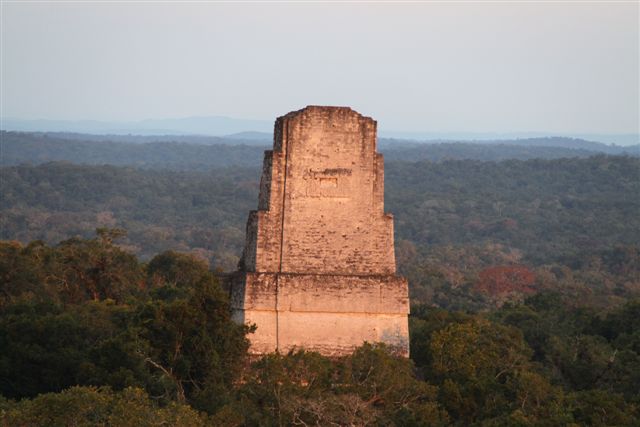 Du rio de la Passion à Tikal