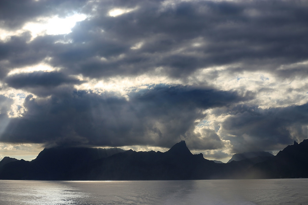 Moorea et Tahiti depuis le ferry