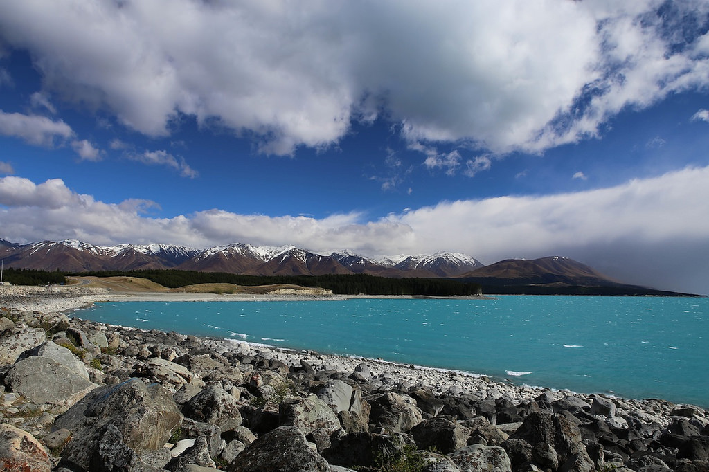 Depuis le promontoire situé tout au bout du lac Pukaki