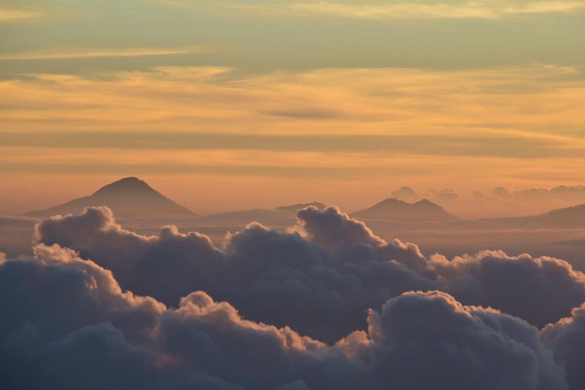 Temple de Besakih, ascension du Mont Agung (3142 m)