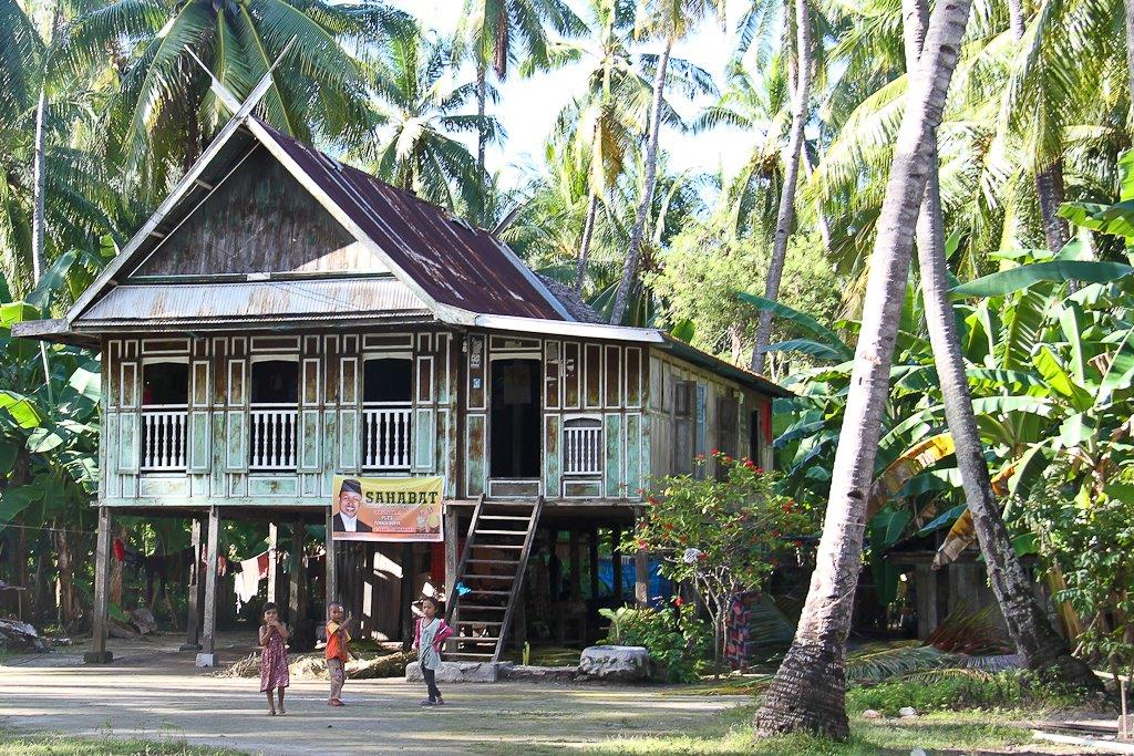 Village sur Balobaloang