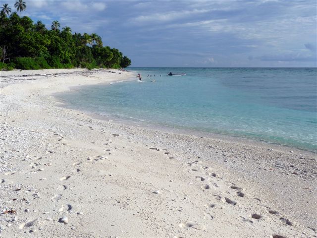 Premier village - Premier contact avec les Moluques