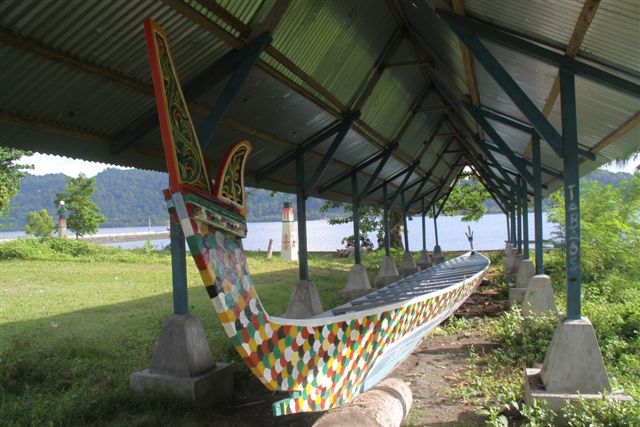 Arrivée au pied du Gunung Api - Banda
