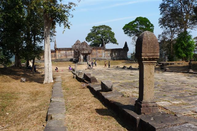 Les Monts Dangkrek forment une barrière naturelle entre le Cambodge et la Thaïlande - Prasat Preah Vihear et l'histoire avec la Thaïlande