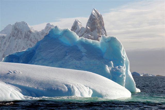 Cap Renard et iceberg