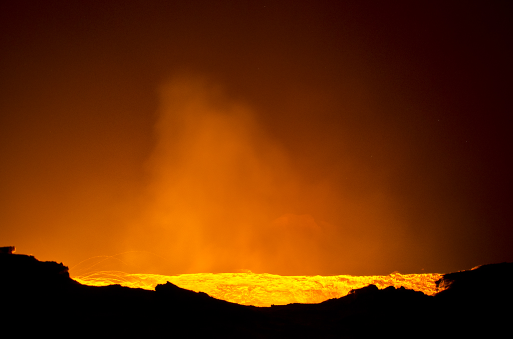 Erta Ale et son lac de lave en fusion...