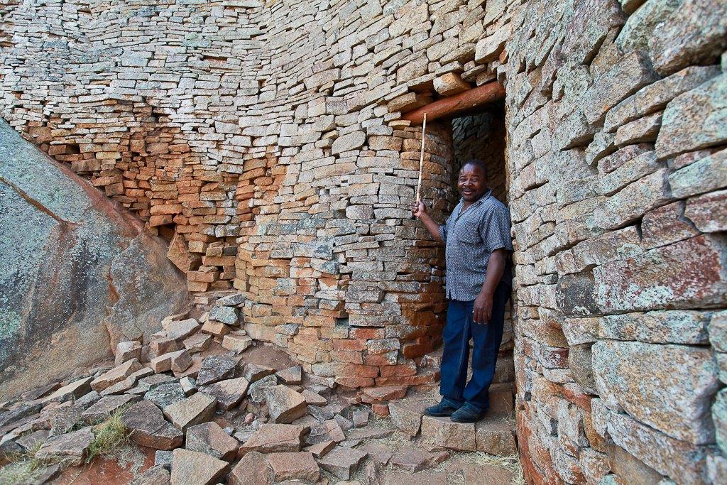 Ernest, notre guide local