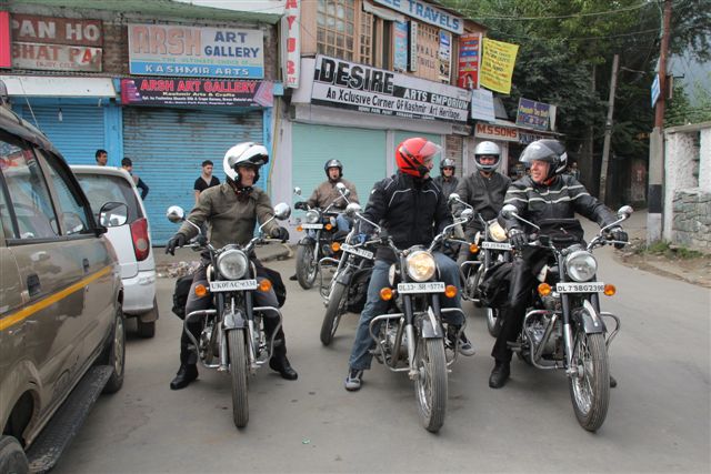 Le marché flottant de Srinagar - De Srinagar à Kargil