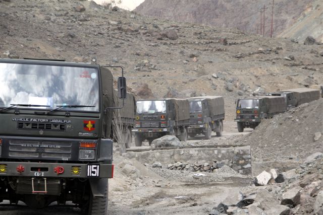 Le marché flottant de Srinagar - De Srinagar à Kargil