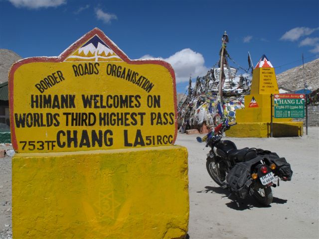 De Leh aux rives du Pangong Tso