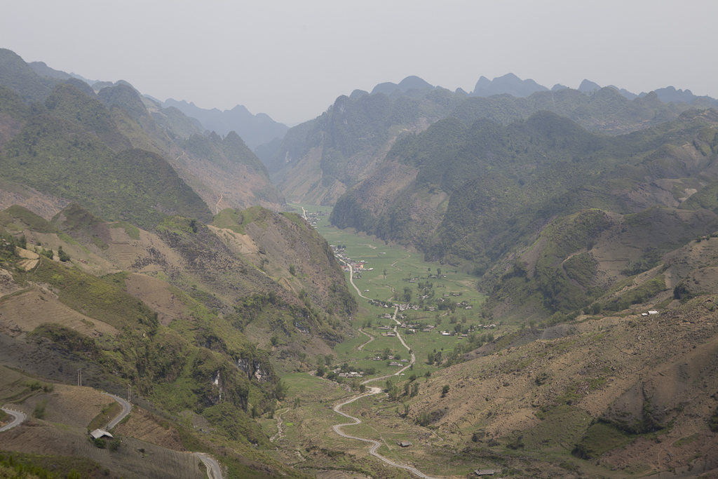 Le transport des bagages - Fin du trek, retour à Ha Giang