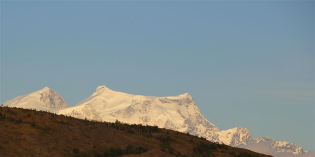 Deuxième nuit en Patagonie, aussi bonne que la première. Le décalage horaire est déjà avalé - Tempête de bleu à Terra Luna