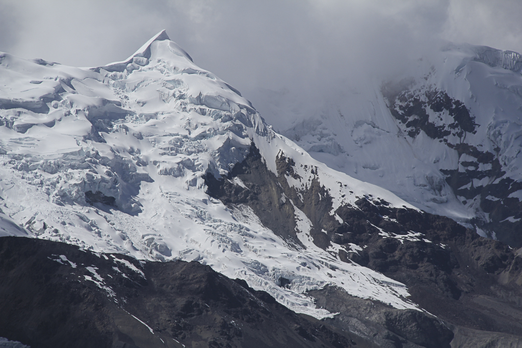 L'un des nombreux sommets visibles depuis le col