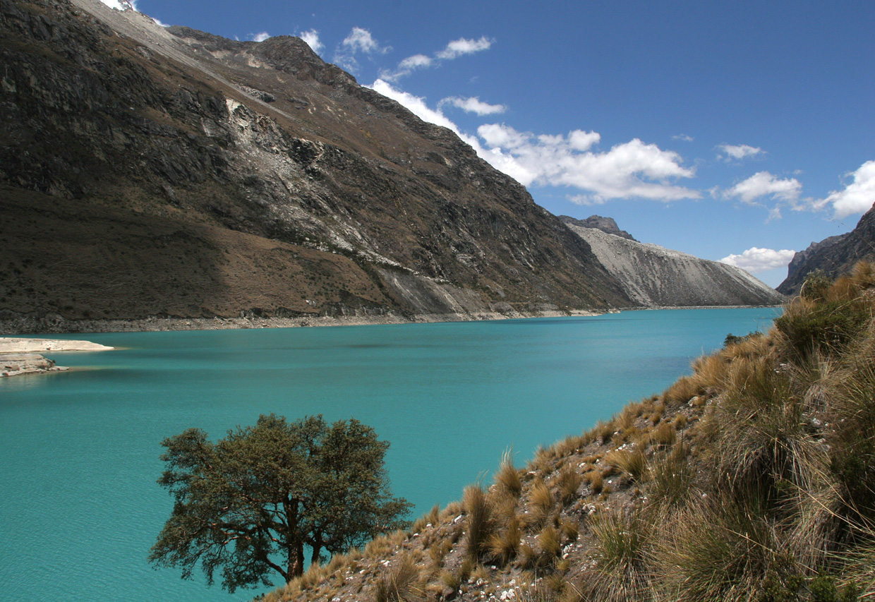 Laguna Paron et Nevado Piramide (5685m) et Chacraraju (6112m) - Laguna Paron, Laguna Artesoncocha, Carhuaz