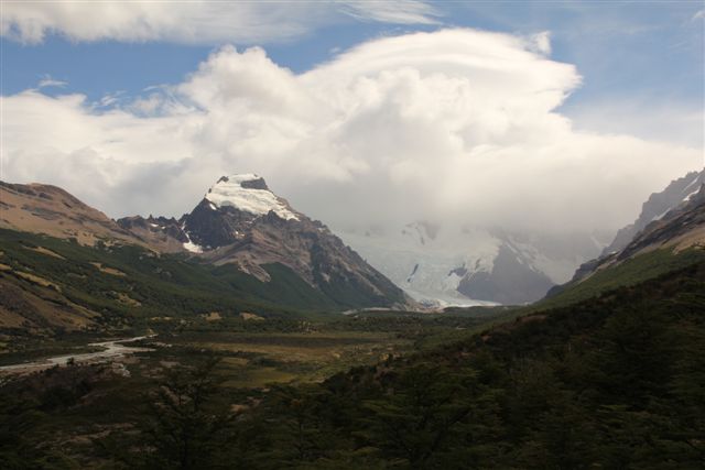 Vallée de las Torres, le Cerro Solo domine le paysage