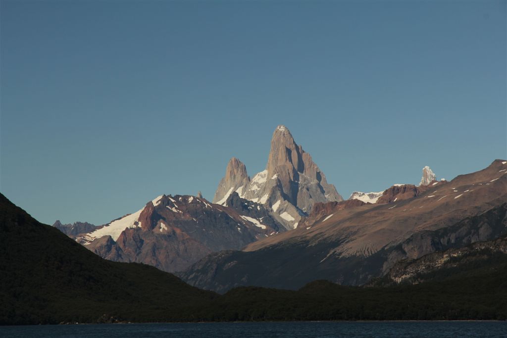 Poincenot, Fitz Roy et Cerro Torre depuis le bateau