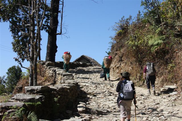 Débarquement à l'aéroport de Pokhara - Annapurna nous voilà !