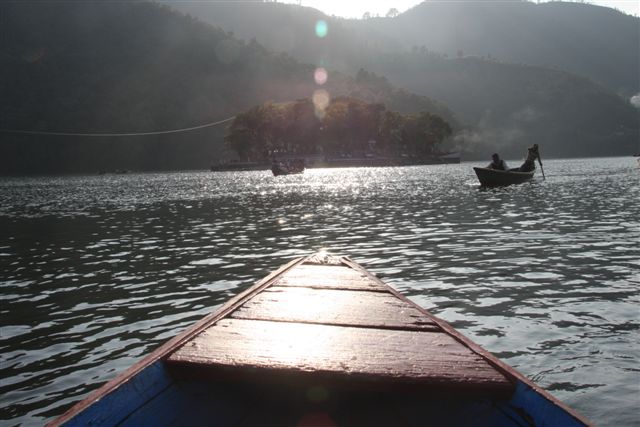 Fin du trek et retour à Pokhara (800 m)