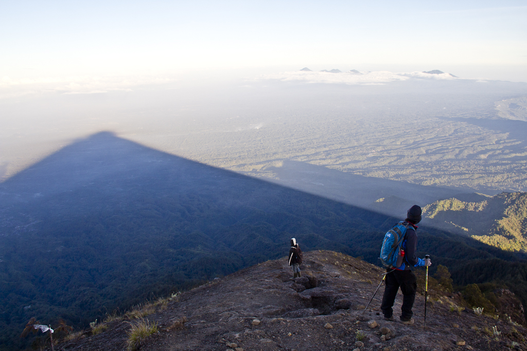 Ascension  du Mont Agung