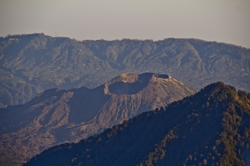 Ascension  du Mont Agung