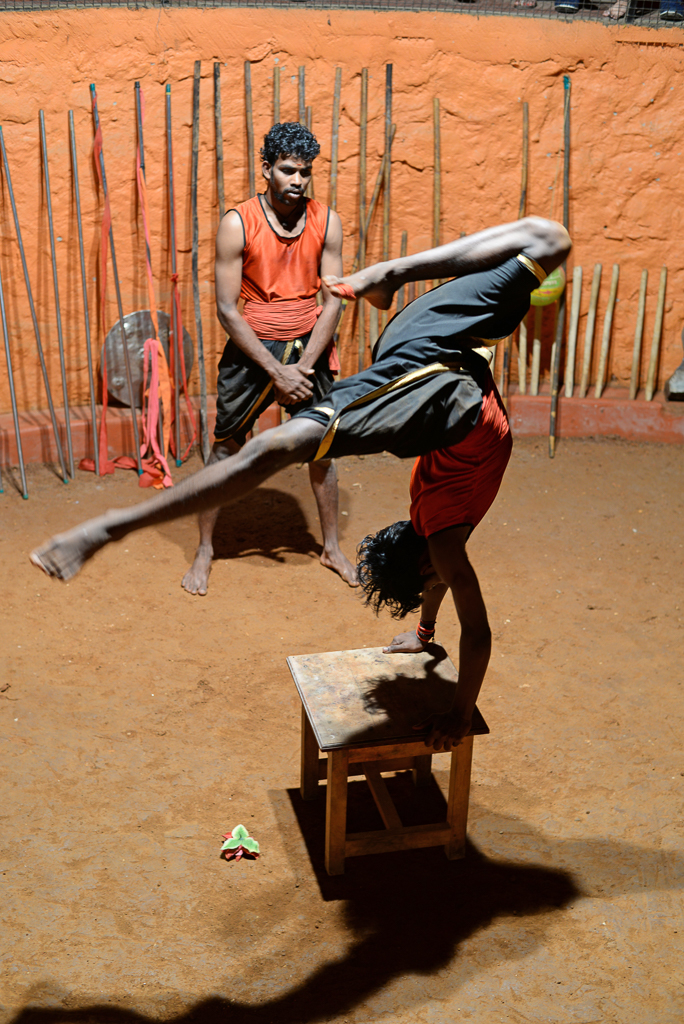 J4 KALAEI PEYEATTU art du combat