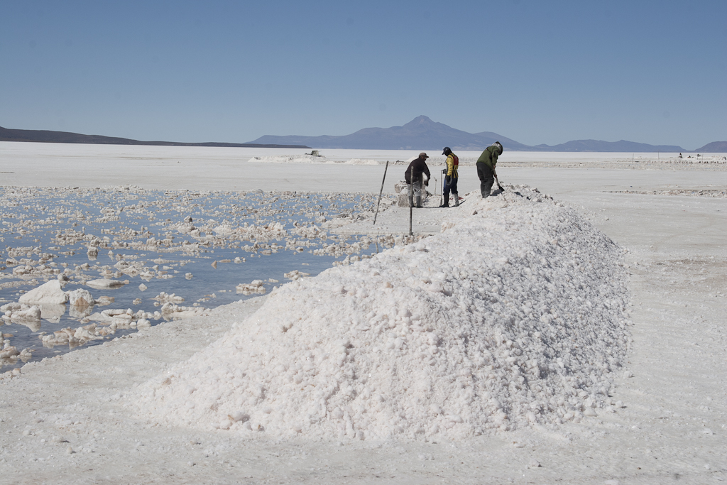 Récolte du sel, Salar de Copaisa, Bolivie - Salar de Coipasa