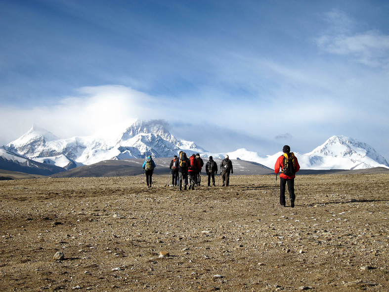 Dernière journée de trek en direction du Shishapangma - Vers le camp de base du Shishapangma